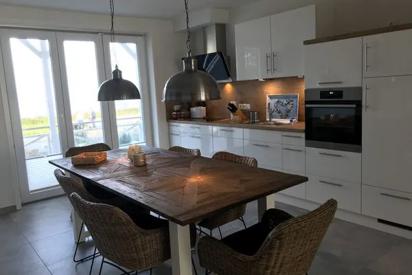 offenes Esszimmer / Küche Haus *Weiße Düne* Ferienwohnung *Weiße Düne 3 / OceanView*