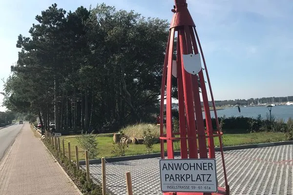 Anwohnerparkplatz Haus *Weiße Düne* Ferienwohnung *Weiße Düne 3 / OceanView*