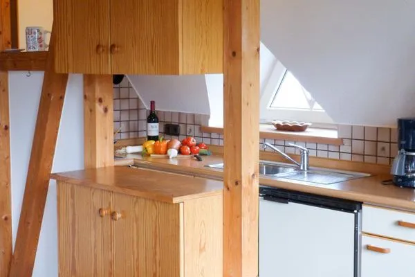 Küche in der Ferienwohnung Bi Elschen in Nebel auf Amrum Haus Troeltsch Ferienwohnung  „Bi Elschen"