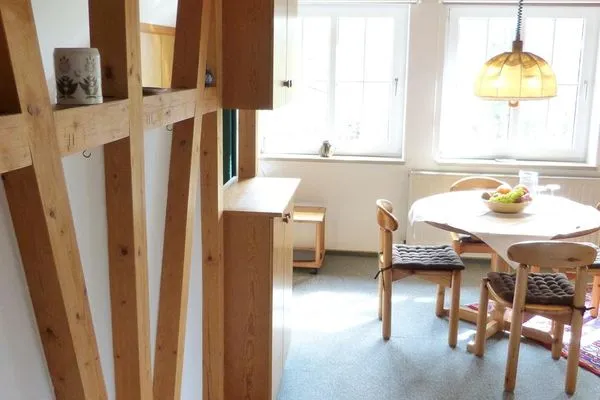 Blick in das Wohnzimmer in der Ferienwohnung Bi Elschen in Nebel auf Amrum Haus Troeltsch Ferienwohnung  „Bi Elschen"