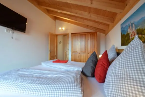 Schlafzimmer  Alpensee - Feriendorf Via Claudia Haus 82