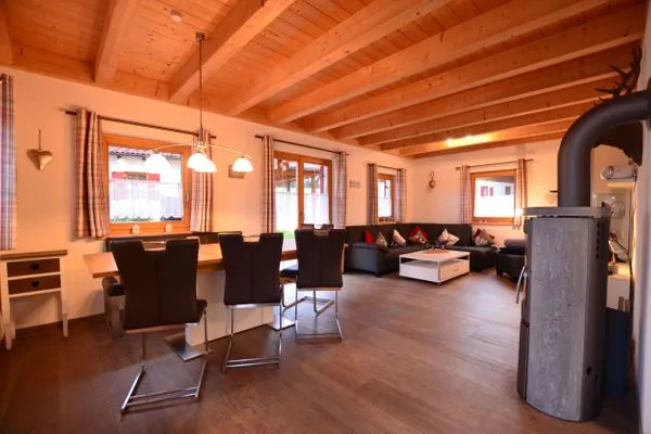 Wohnzimmer  Alpenliebe - Feriendorf Via Claudia Haus 58