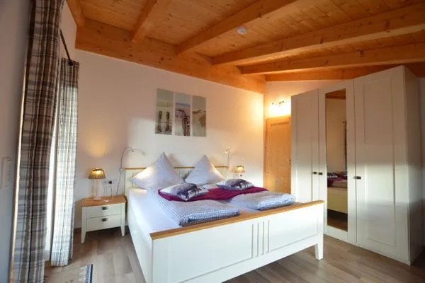 Schlafzimmer  Alpenliebe - Feriendorf Via Claudia Haus 58