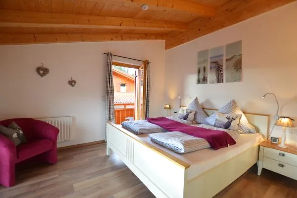 Schlafzimmer  Alpenliebe - Feriendorf Via Claudia Haus 58