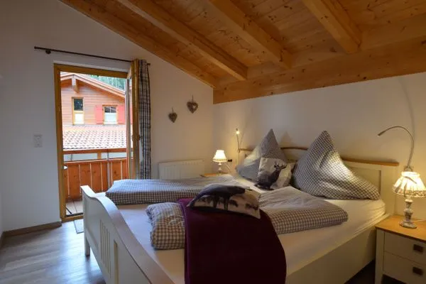 Schlafzimmer  Alpenliebe - Feriendorf Via Claudia Haus 58
