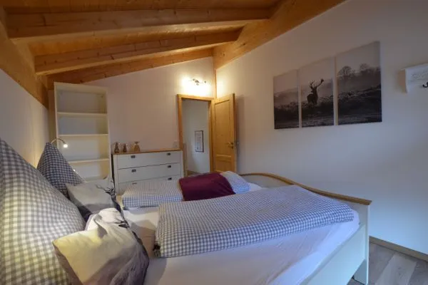Schlafzimmer  Alpenliebe - Feriendorf Via Claudia Haus 58