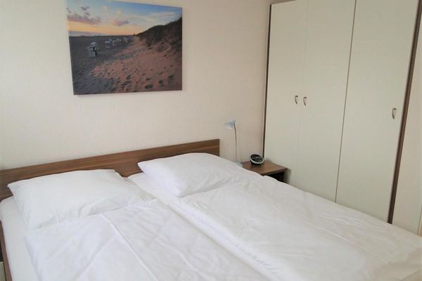 Im Dünengrund "Dünenrose", Due05 Rantum -