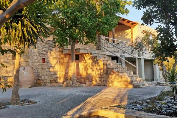 Main view  Amathianis