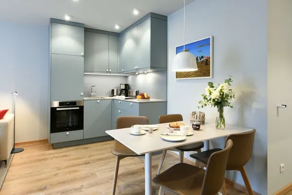 Wohnzimmer Töwerhus Ferienwohnungen Segel + Seestern