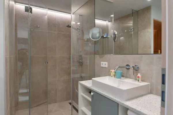 Badezimmer Töwerhus Ferienwohnungen Segel + Seestern