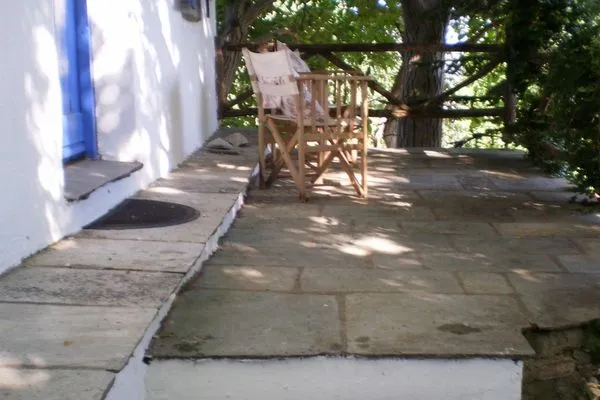 Facade / entrance  De Kiriko