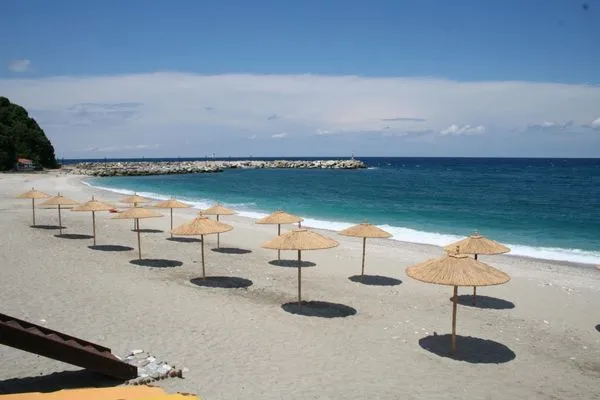 beach in 30km  De Kiriko