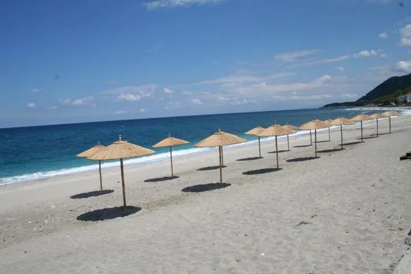 beach in 30km  De Kiriko