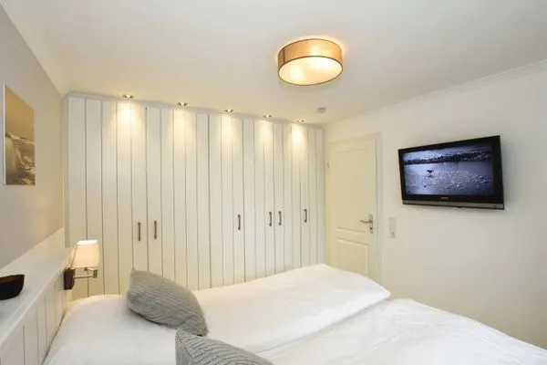 Schlafzimmer  Ferienwohnung Eydum Nr. 10