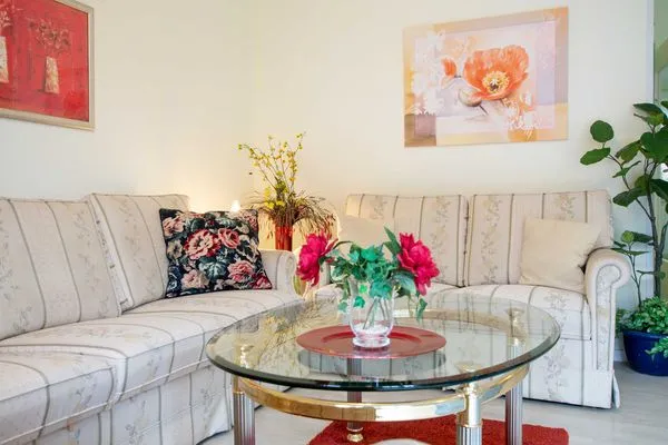 Wohnzimmer  (OST6a) Ferienwohnung "Sonnenschein"