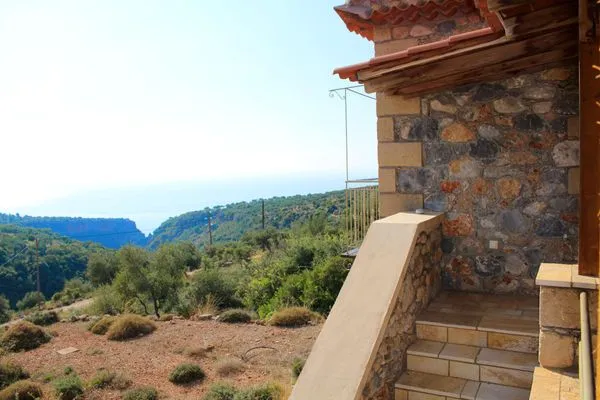 Fassade / Eingang  Spiti Mas