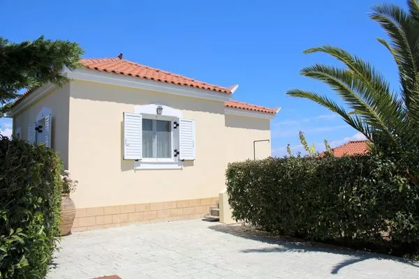 Hauptansicht  Orfanos 3