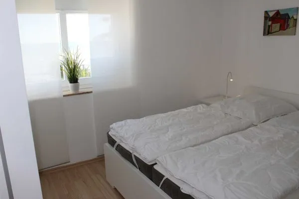 Schlafzimmer  (STR123f) Ferienwohnung "Braun"