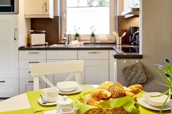 Küche / Küchenzeile  (TRA7d) Ferienwohnung "Kossmann 3"