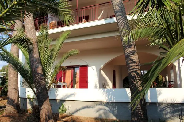 Hauptansicht  Matina 1