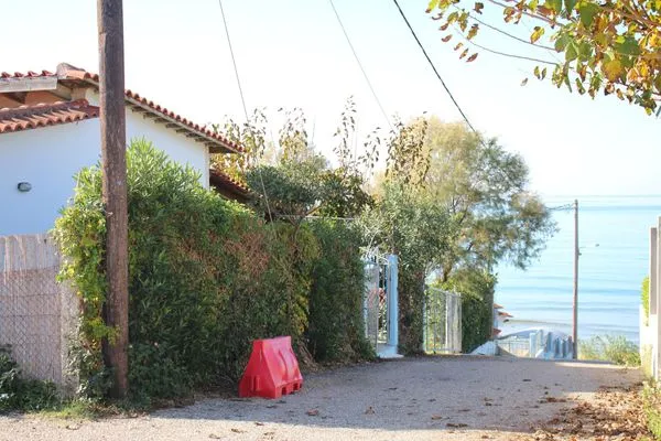 Beach access  Amalia