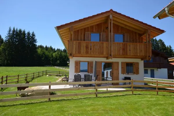 Hauptansicht  Waldromantik - Feriendorf Via Claudia Haus 75