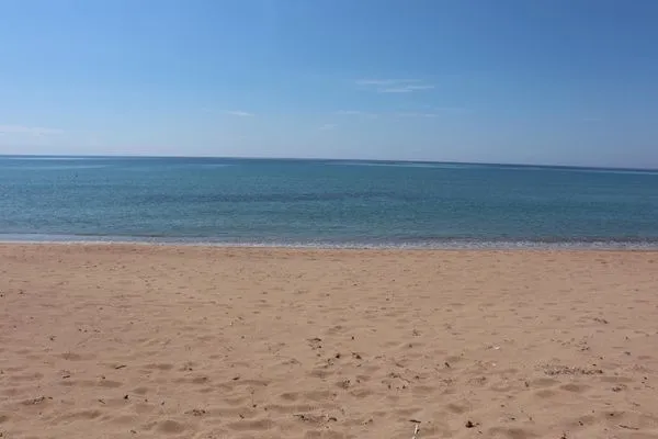 Beach  Anastassia EG