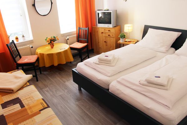  Familienwohnung Kröpelin - Schlafzimmer