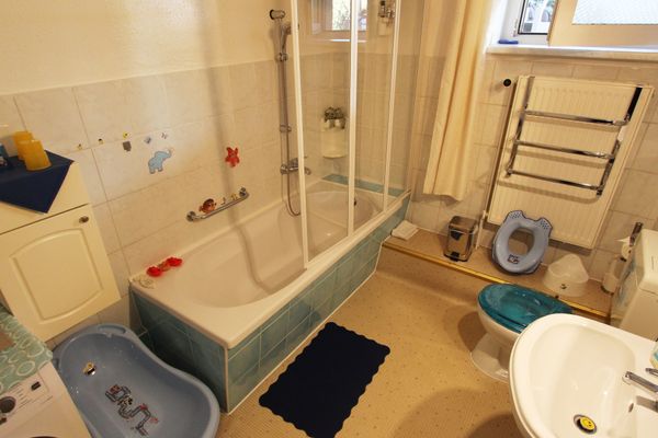  Familienwohnung Kröpelin - Badezimmer