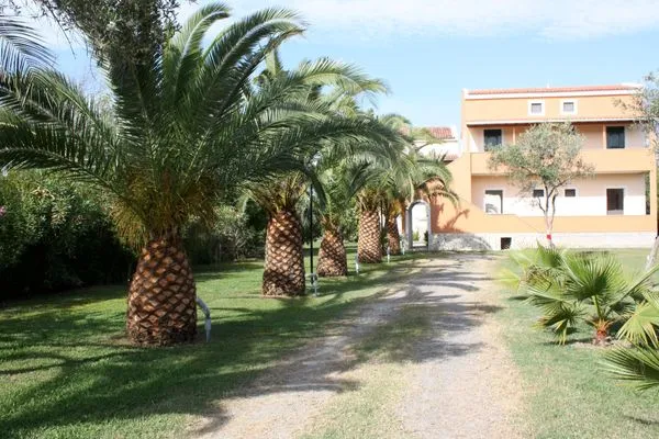 Garden  Irini-Studio 2