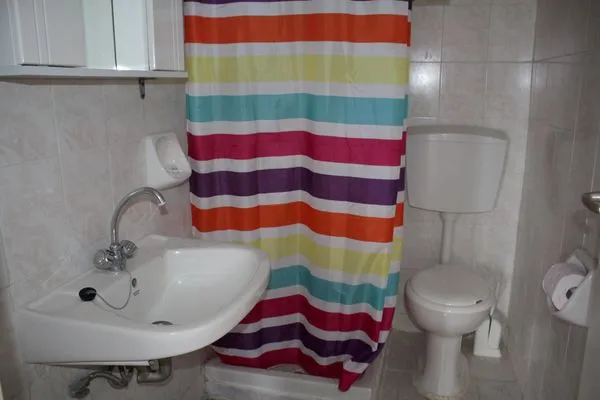 Badezimmer  Spourgitis 2a