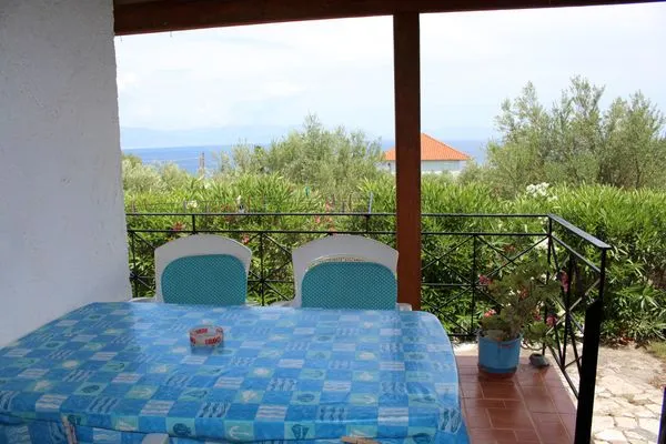 Terrasse  Spourgitis 2a