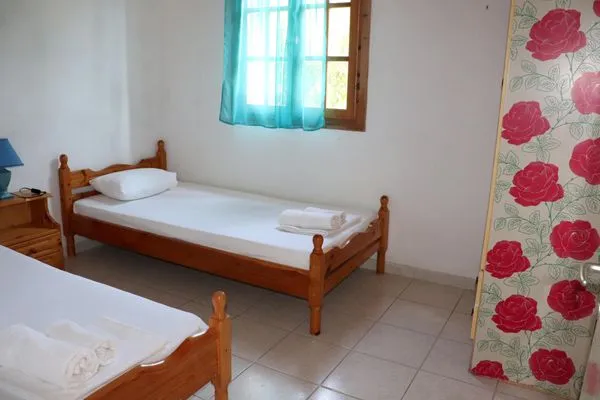 Bedroom  Spourgitis 1a