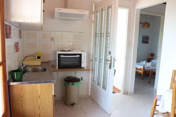 Kitchen  Spourgitis 1a