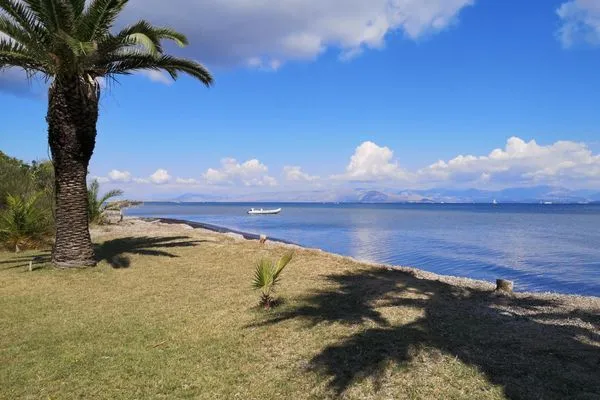 Beach  Irini Apartment