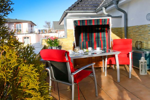  Katharina Kühlungsborn - Terrasse