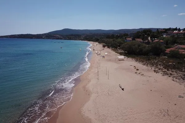 Beach  Anastassia EG