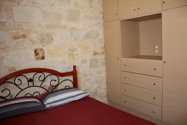 Bedroom  Inga-Analpisi