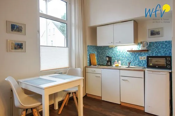 Küche / Küchenzeile Kirchstr. 11 Borkum Ferienwohnung Bollstove