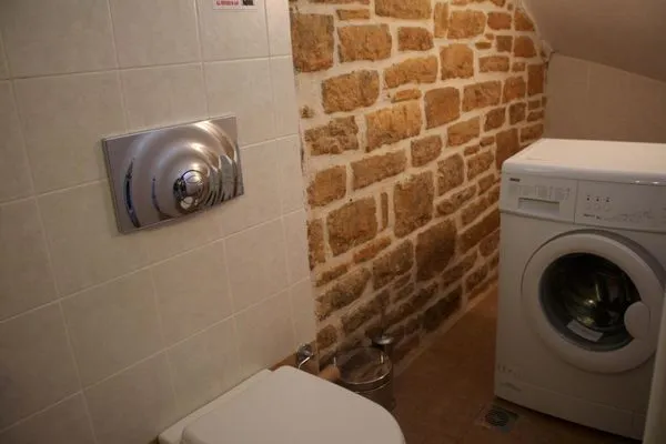 Badezimmer  Petra-Mare 2