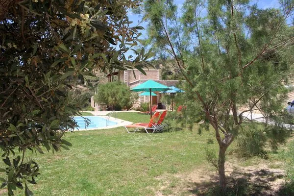 Garden  Petra-Mare 6