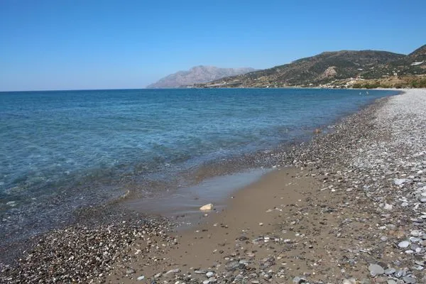 Strand  Armenopetra