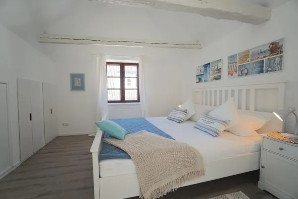 Schlafzimmer  Ferienwohnung Blauzahn