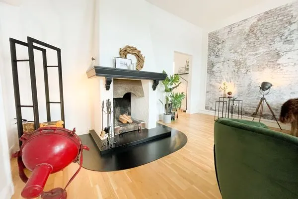 Kamin-/Ofen  Altbauwohnung mit Panorama Schleiblick, Balkon und Kamin im Herzen von Schleswig