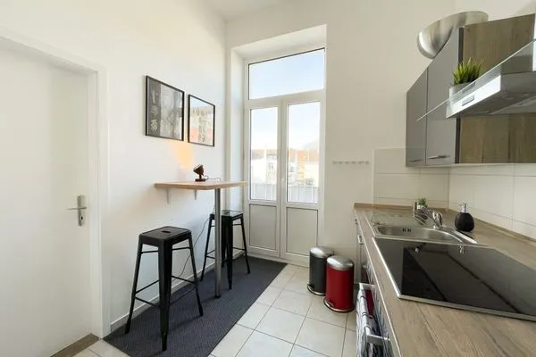 Küche / Küchenzeile  Altbauwohnung mit Panorama Schleiblick, Balkon und Kamin im Herzen von Schleswig