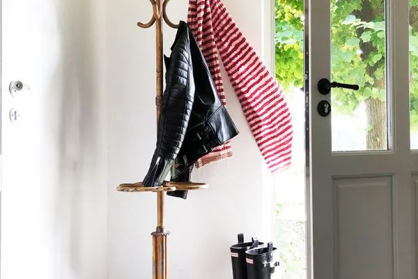 Fassade / Eingang  Romantische Ferien unter Reet an der Schlei - Reetdachhaus Frau Schröders - Urlaub in Ostseenähe