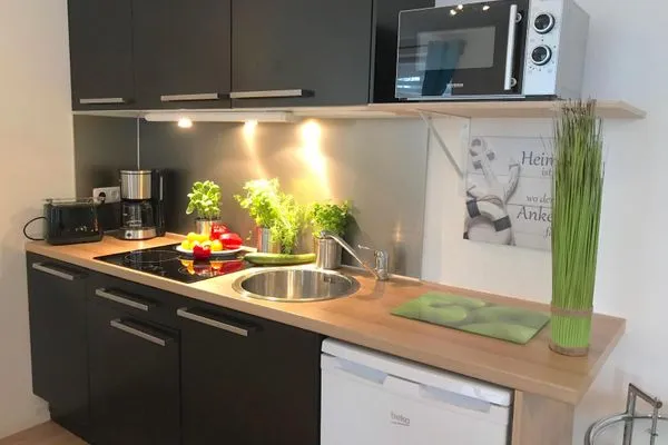 Küche / Küchenzeile  Ferienwohnung Kajüte am Borbyerufer von Eckernförde