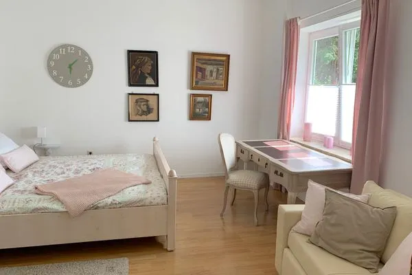 Schlafzimmer  Ferienwohnung für 4 Personen am Borbyer Ufer mit zwei Sonnenterrassen