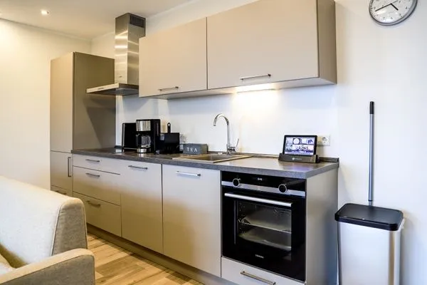 Küche / Küchenzeile Smart Resorts Haus Opal Ferienwohnung 403