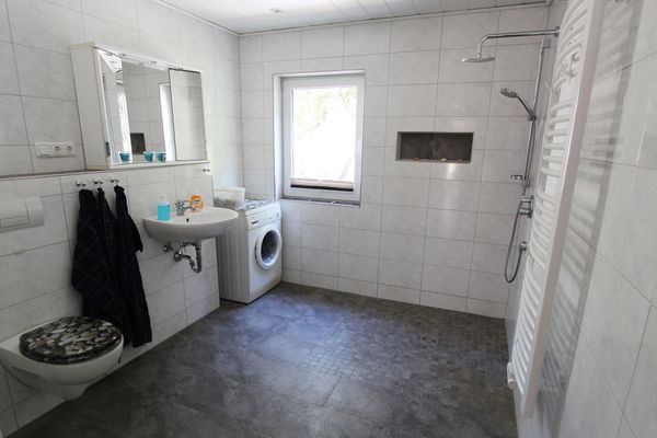  Iris Kühlungsborn - Badezimmer